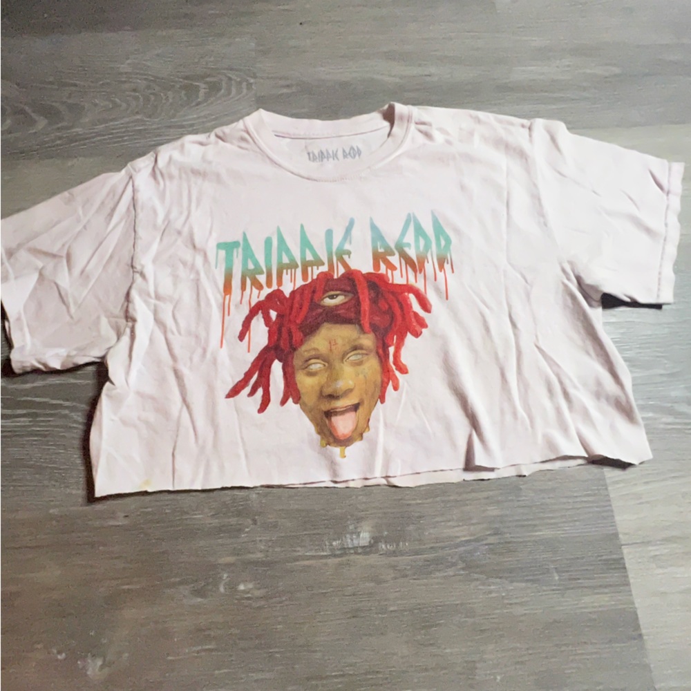 Trippie red t-shirt cropped